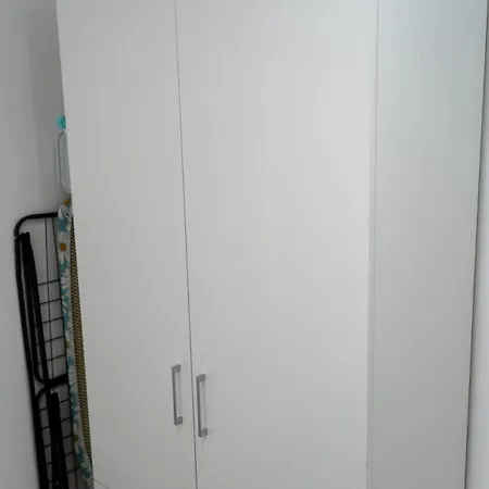 Golden Corner 2 - Sweet Escape