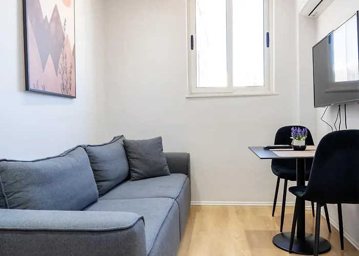 Golden Corner 2 - Sweet Escape *