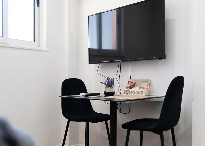 Golden Corner 2 - Sweet Escape *