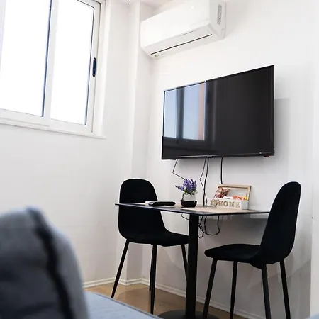 Golden Corner 2 - Sweet Escape *